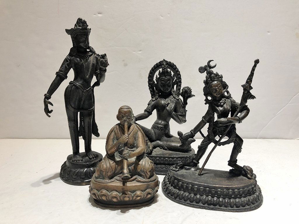 Four Buddha statues (1 of 20)