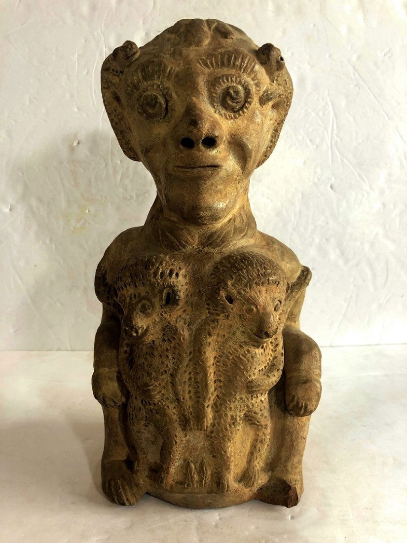 Costa Rican ceramic figure, 19th/20thc (1 of 11)