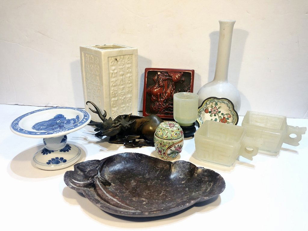 Miscellaneous Chinese items incl bronze deer (1 of 20)