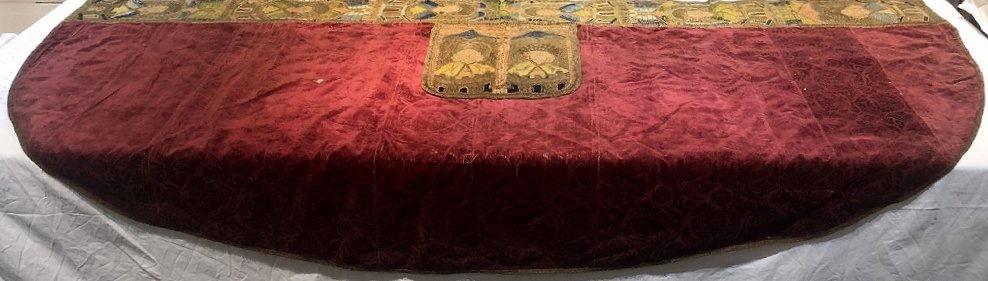 Large 15th/16th century Church embroidery (1 of 10)