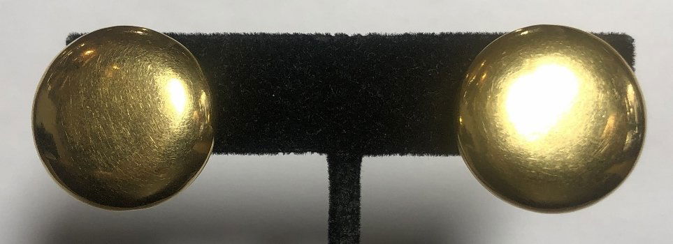 18k  button earrings, 6.7 dwts,c.1970 (1 of 6)