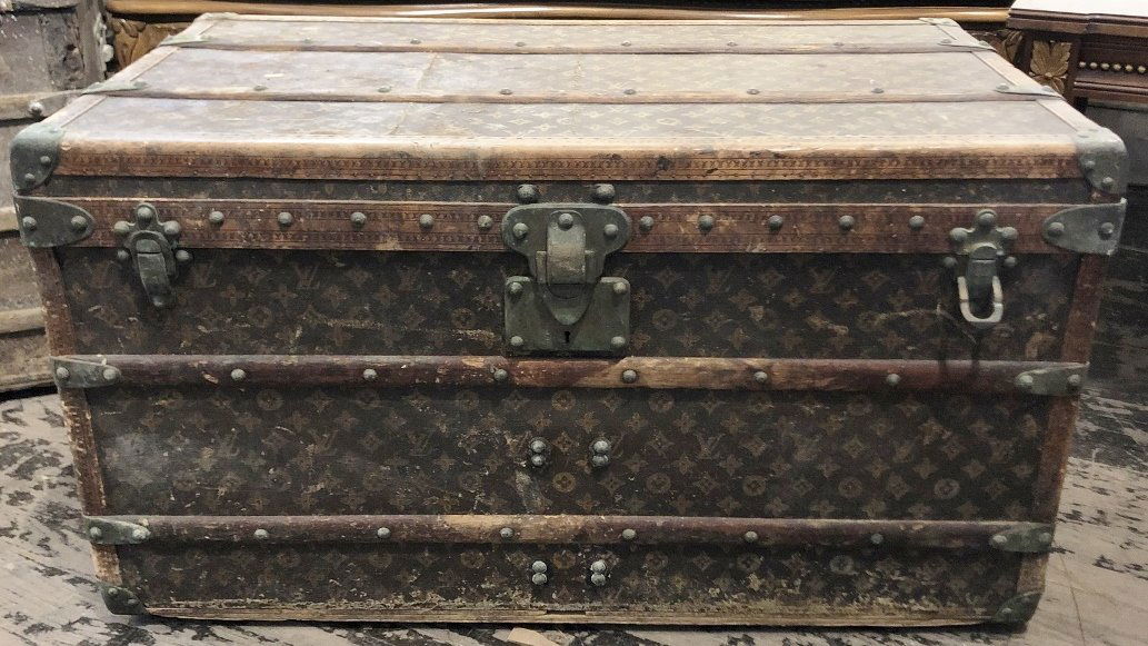 Old Louis Vuitton trunk, 33 x 19 x 18 inches (1 of 16)