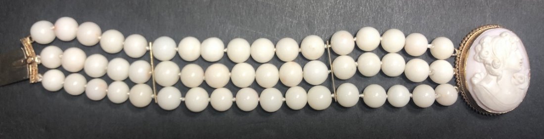 14k angel coral bracelet with conch shell cameo,c.1950 (1 of 12)