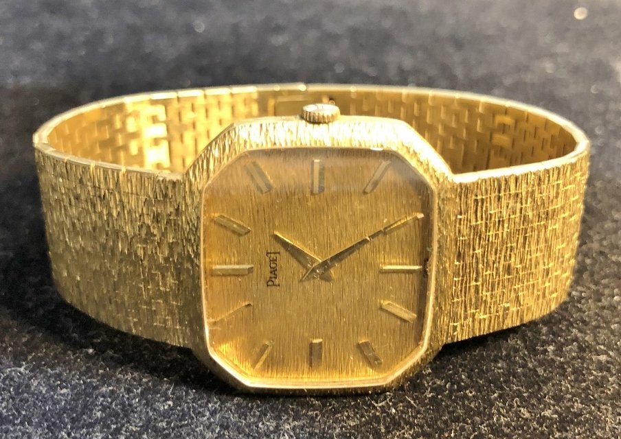 18k gold Piaget mans wristwatch,c.1975 (1 of 7)