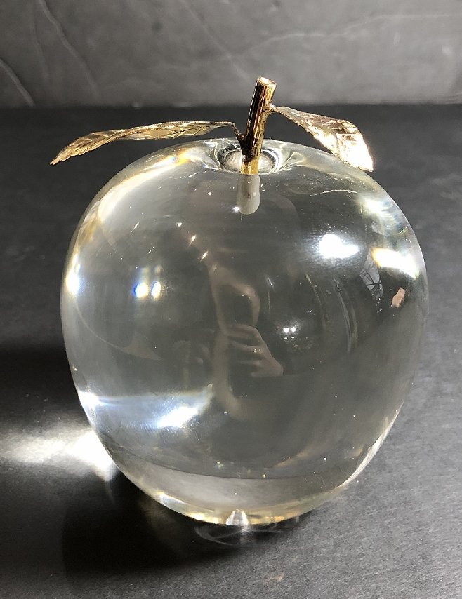 Cartier apple with vermeil leaves (1 of 6)