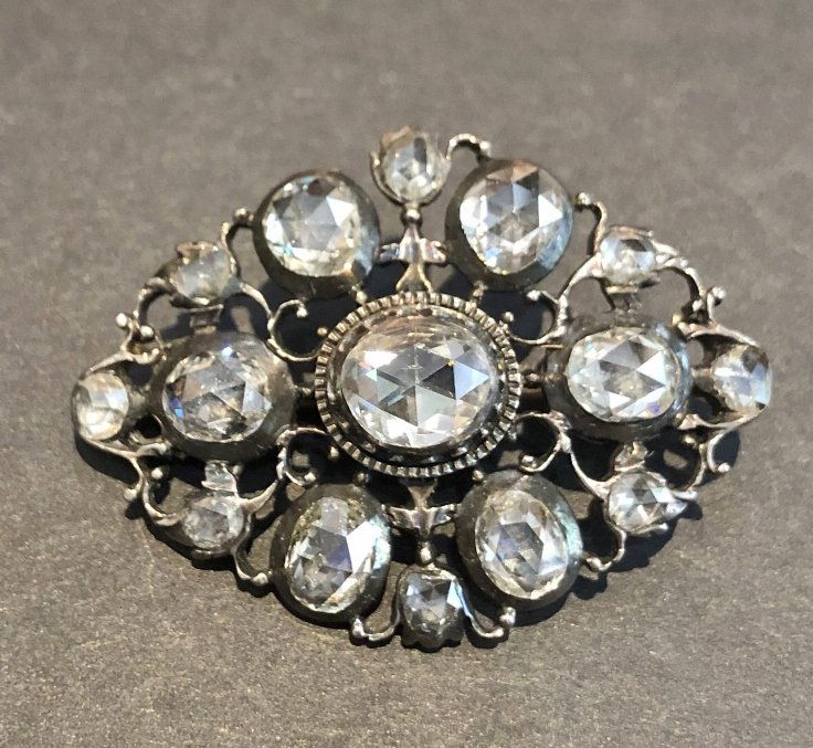 19th century rose cut diamond brooch, 6.6 dwts (1 of 9)
