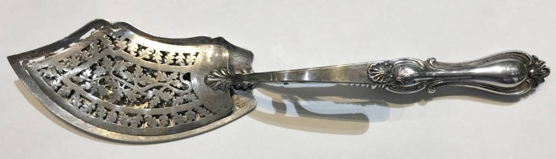 Russian silver tongs, 19th century, 7.43 t. oz: Russian silver tongs, 19th century, 7.43 t. oz. Possibly for asparagus. Dimensions:14" long.