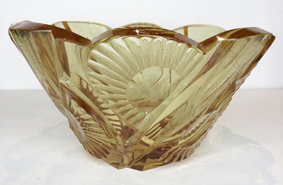 Art Deco canary glass center bowl, c.1930 (1 of 4)