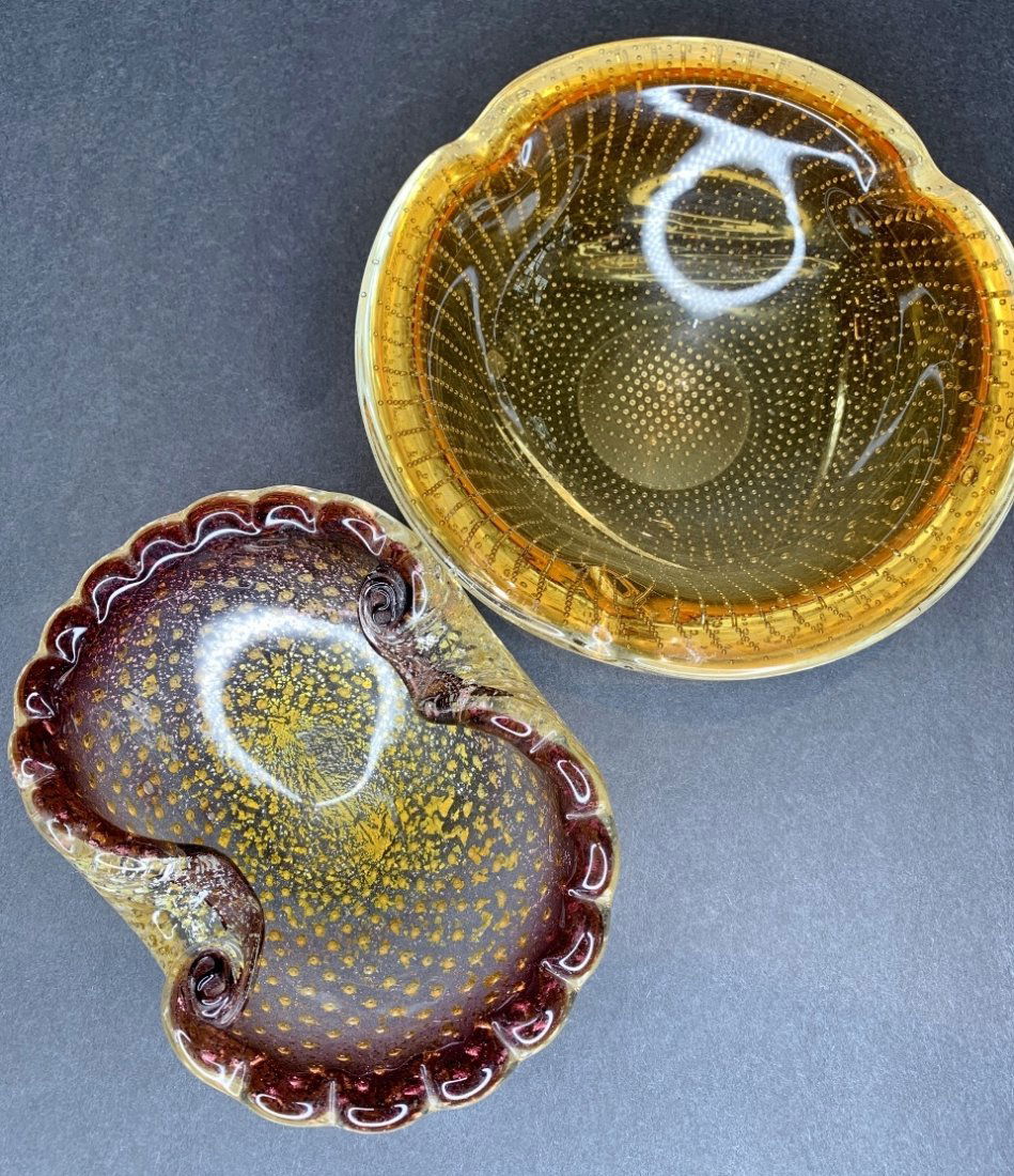 Two Murano glass ashtrays (1 of 14)