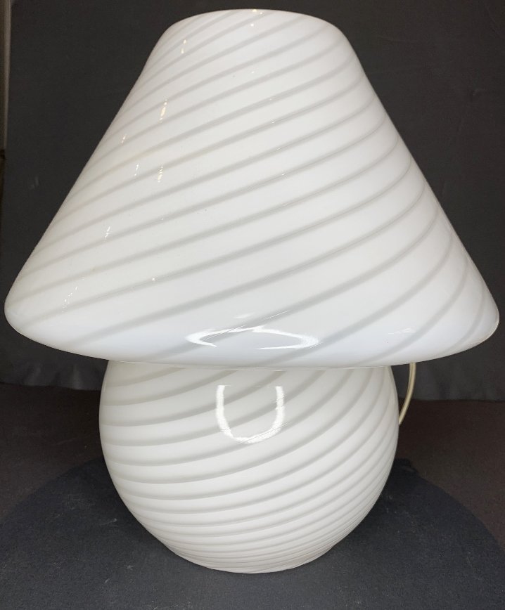 Venini/Murano blown glass lamp (1 of 7)