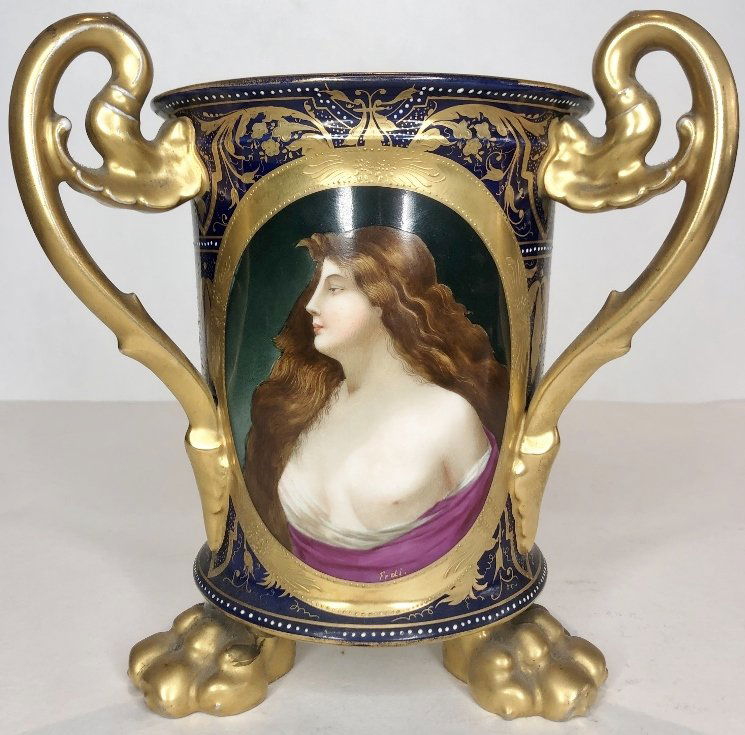 Royal Vienna portrait vase, lion legs,c.1880 (1 of 8)