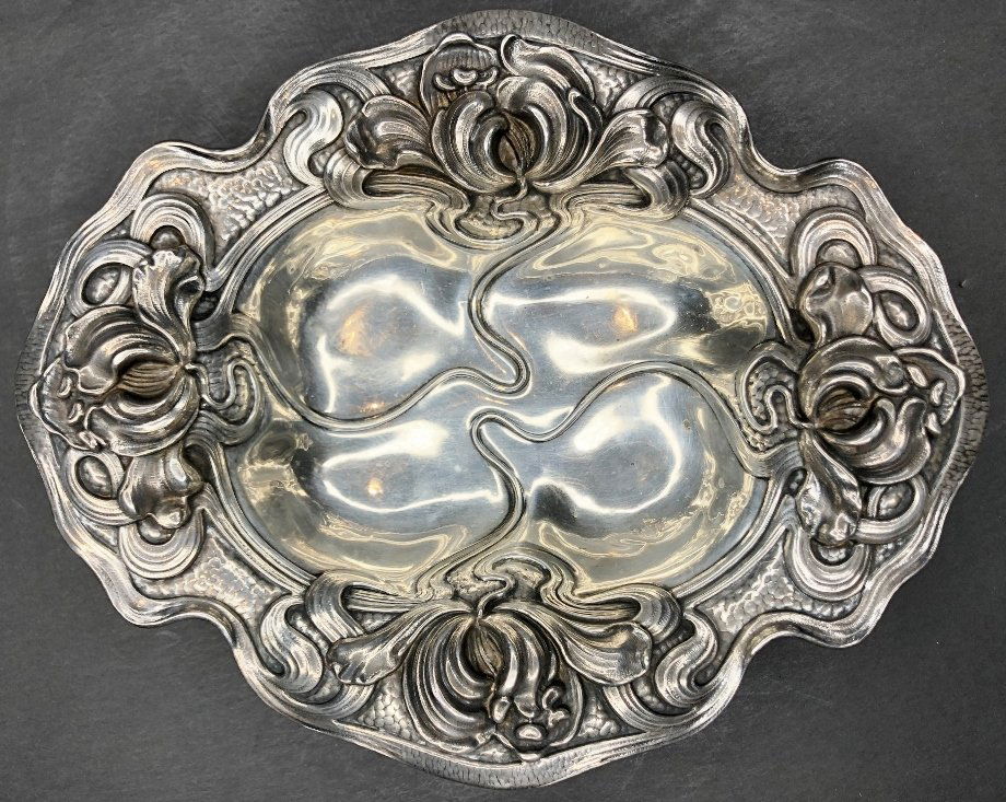 Sterling silver Art Nouveau dish, 3.18 t. oz (1 of 4)
