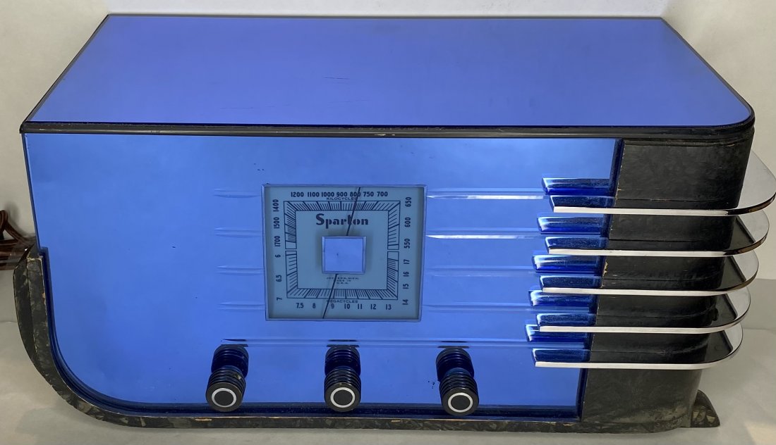 Art Deco Sparton blue mirrored sled radio (1 of 11)