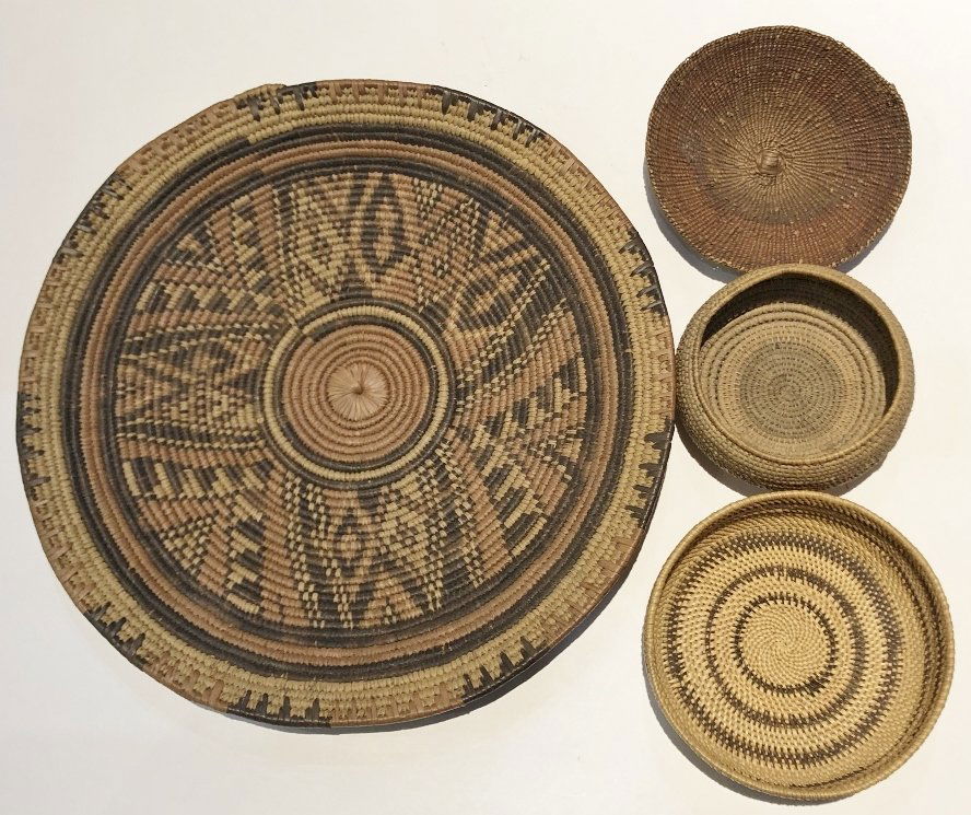 Native American woven baskets (3 Pieces) (1 of 10)