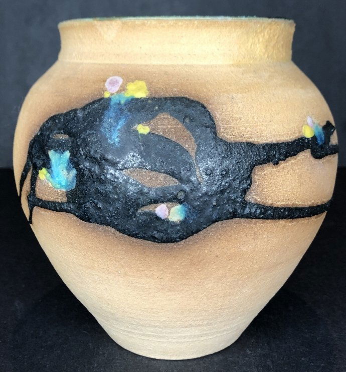 Ceramic vase by Fong Chow-Smithsonian biography online (1 of 7)