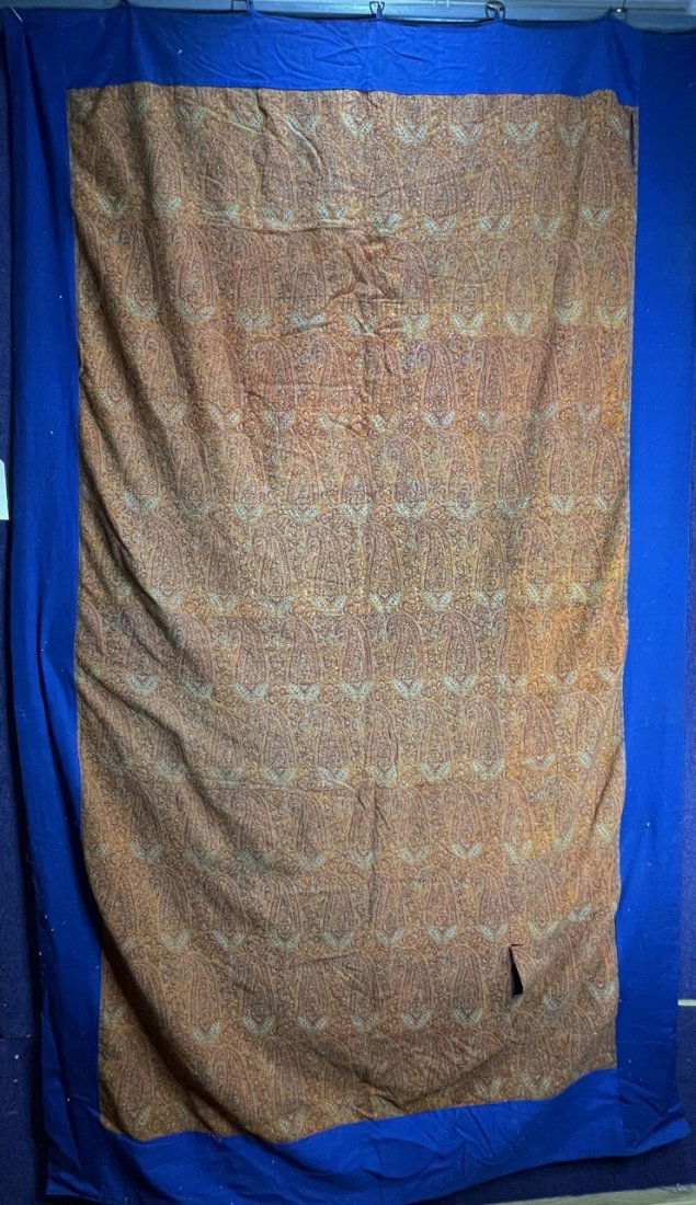 Mounted paisley shawl (1 of 8)