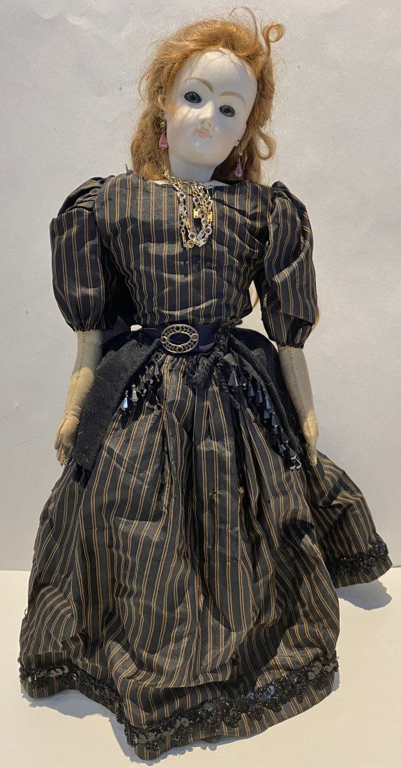 Porcelain closed-mouth doll by Francois Gauthier (1 of 13)