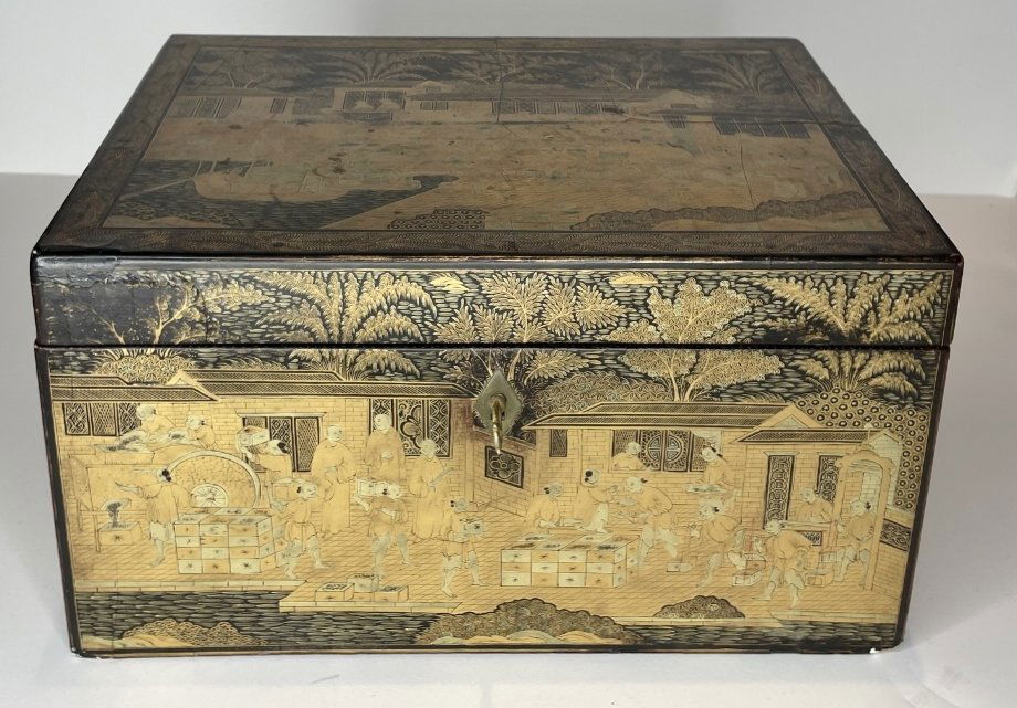 Chinese Export tea caddy, c.1880 (1 of 16)