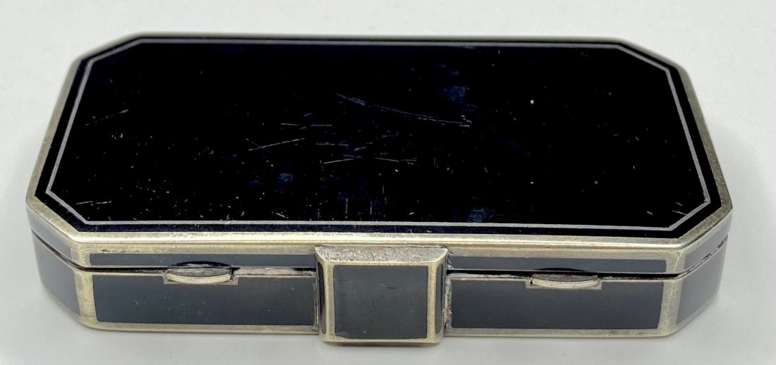 French silver deco enamel necessaire by Galais, 4.265: French silver deco enamel necessaire by Galais, 4.265 ozt Dimensions: 3" Width x 2" Depth x 0.5" Height
