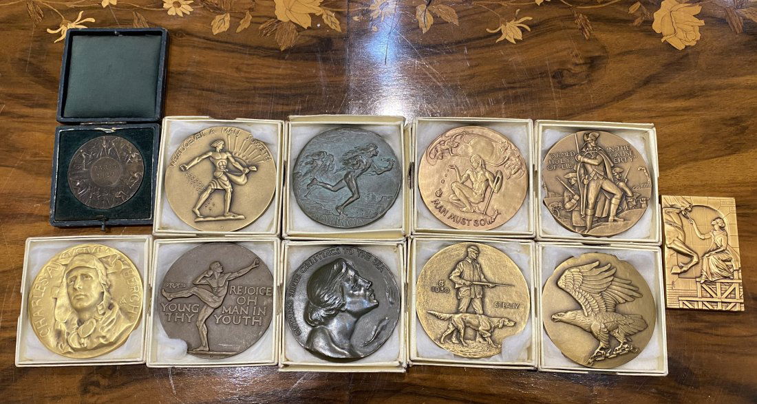 Eleven miscellaneous bronze medallions (1 of 19)