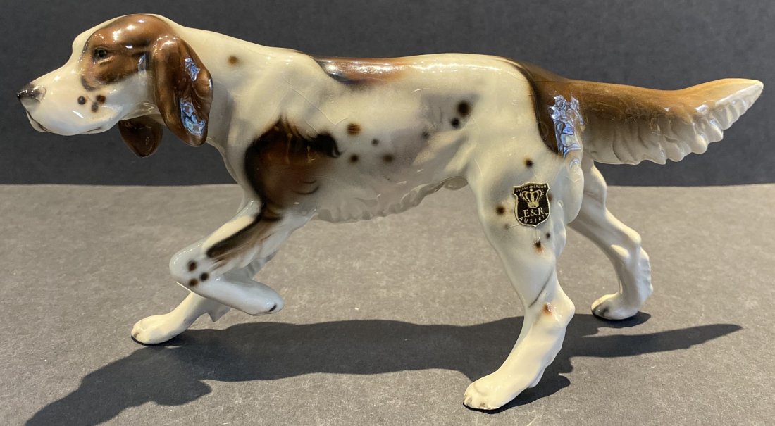 Golden Crown E&R Austrian porcelain dog (1 of 8)
