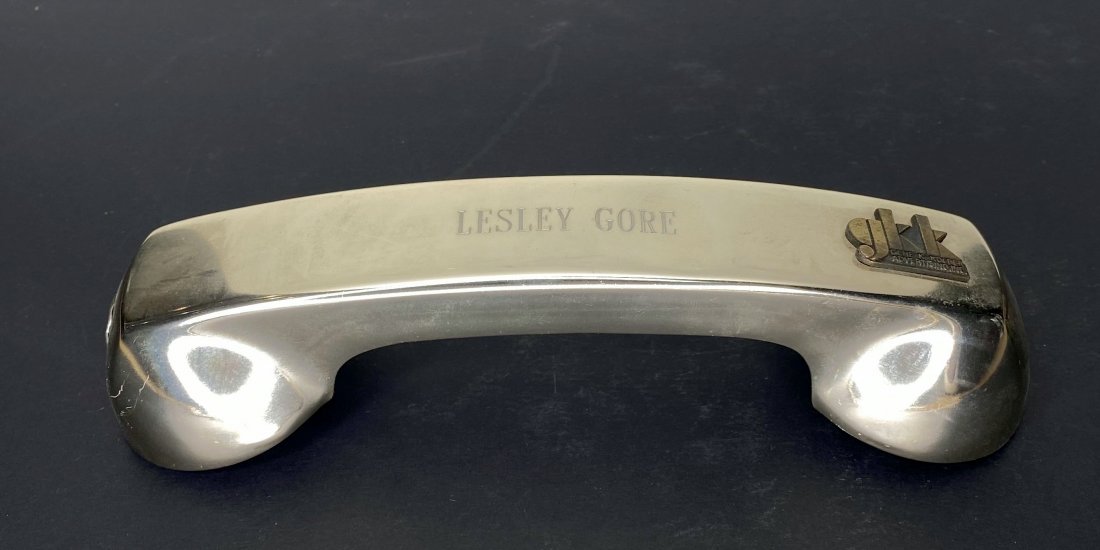 Lesley Gore silver plate telephone receiver cover (1 of 6)