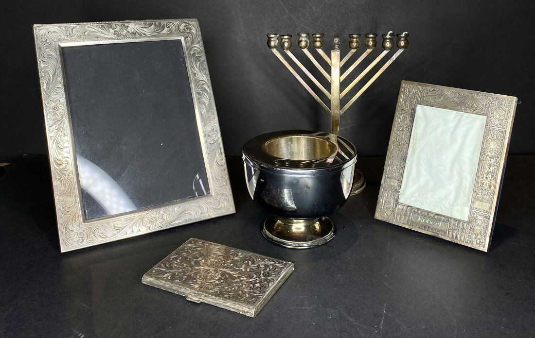 Miscell silver items from Gore/Sasson apt (1 of 17)