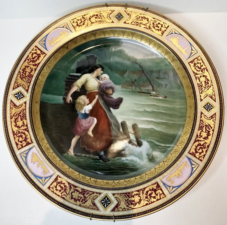Large Royal Vienna charger, fine condition, c1880 (1 of 11)