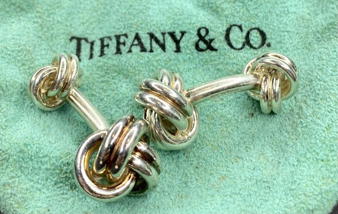 Pair of Tiffany & Co sterling silver knot cufflinks (1 of 4)