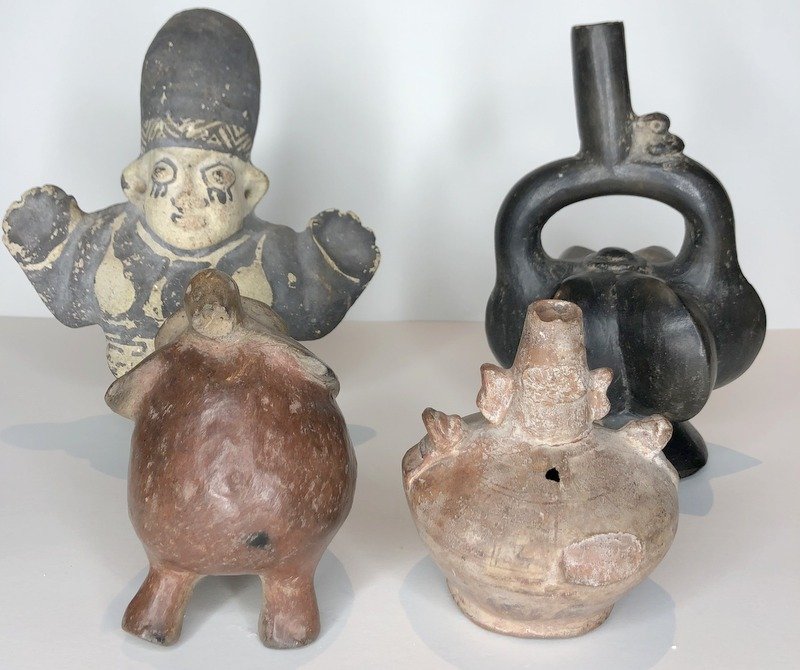 Four Pre Columbian items in three trays (1 of 6)