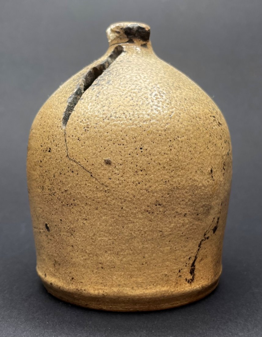 19thc Mississippi clay bank: 19thc Mississippi clay bank Height: 4.25"