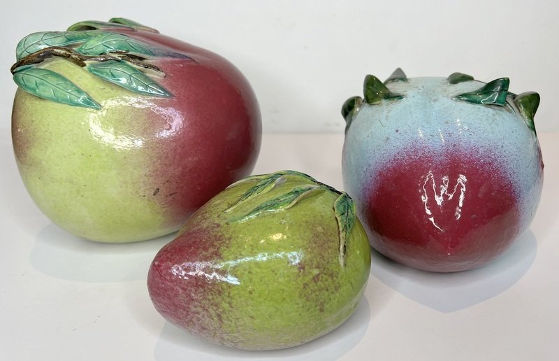 Chinese temple fruit(3): Chinese temple fruit(3) Heights: 5", 5.5", 6"