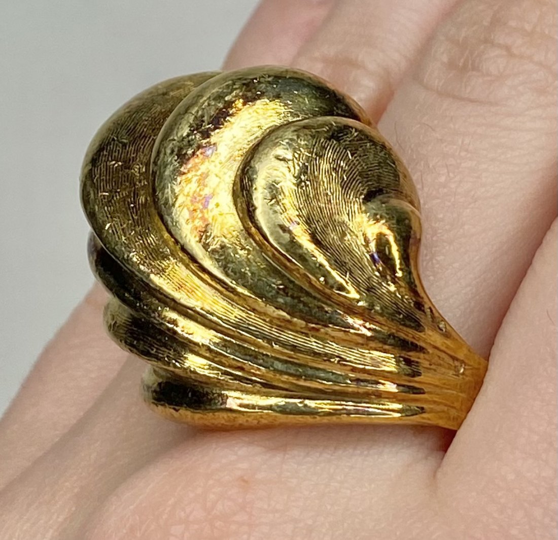 18k gold ring, 20.5 dwts (1 of 7)