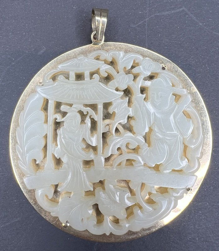 14k Chinese jade pendant (1 of 3)