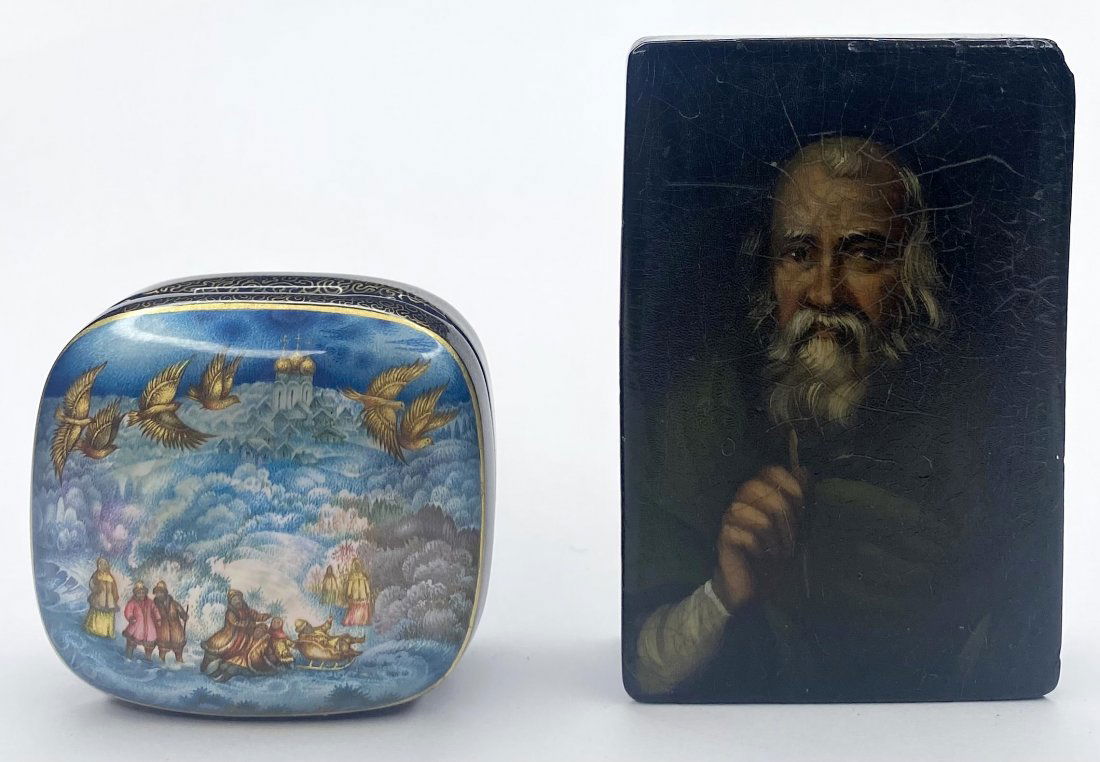Two small Russian lacquered boxes (1 of 14)