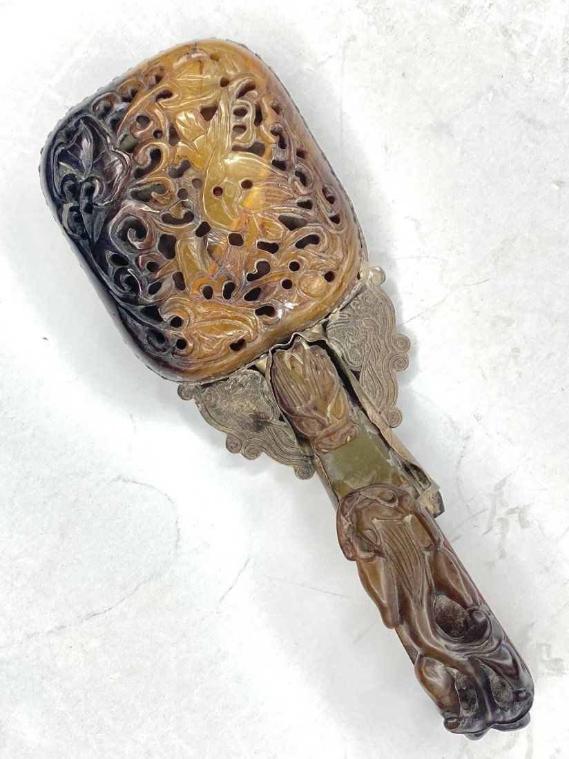 Chinese hardstone mirror, belt hook handle (1 of 9)