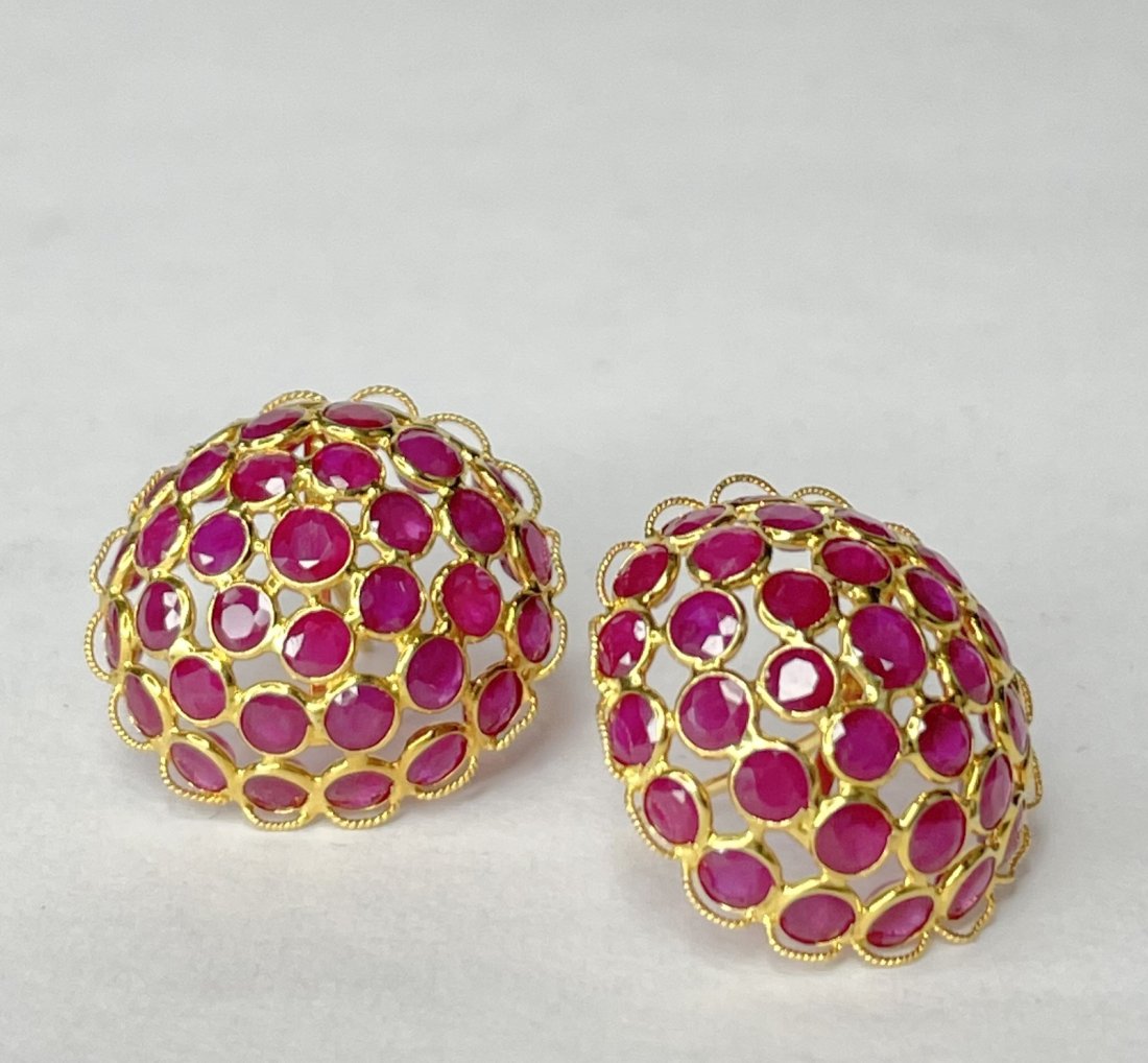 18k ruby earrings, 2.45 dwts (1 of 9)