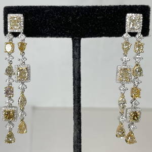 Hanging diamond earrings, intense color, GIA, 7.62cts