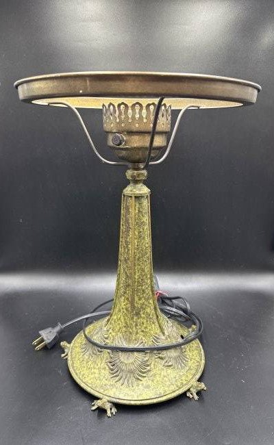 Lamp base with frogs, c1910: Lamp base with frogs, c1910 10.5 inches x 15.5 inches. The shade holder is approximately 10.5 inches in diameter.