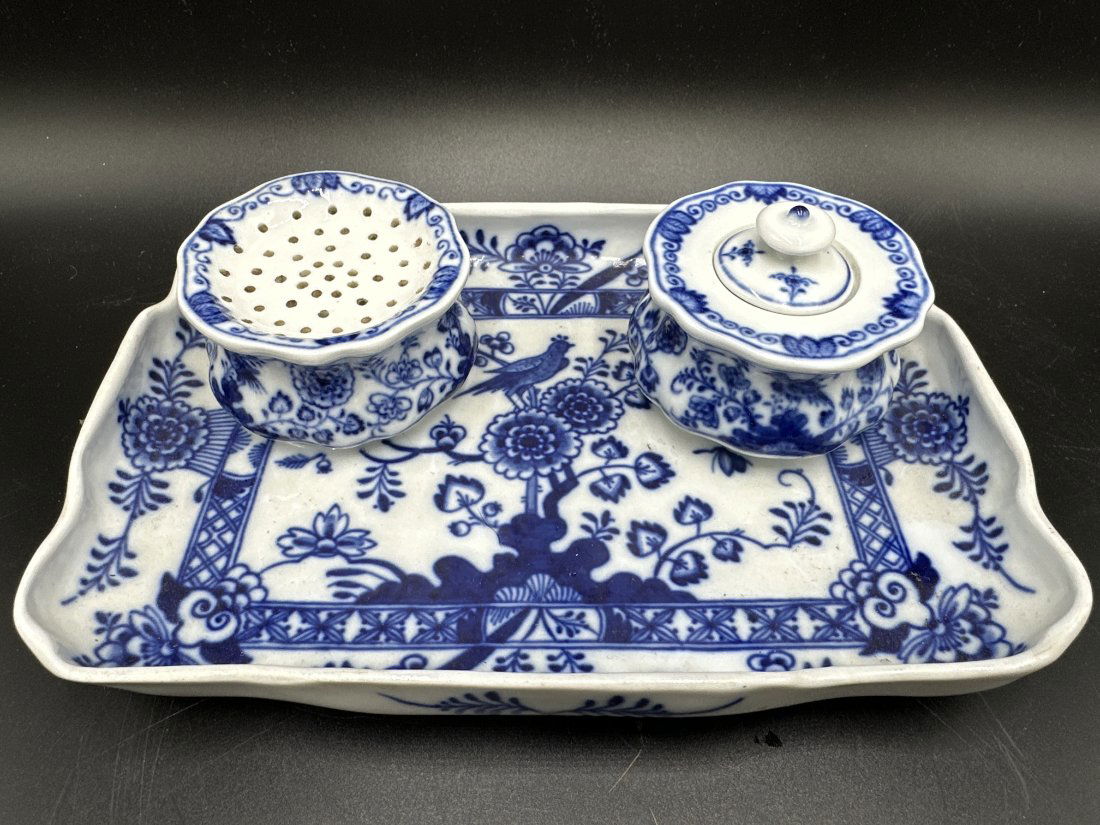 Meissen blue and white ink set, c1920 (1 of 6)