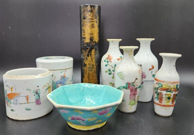 Miscellaneous Chinese items (8) (1 of 7)