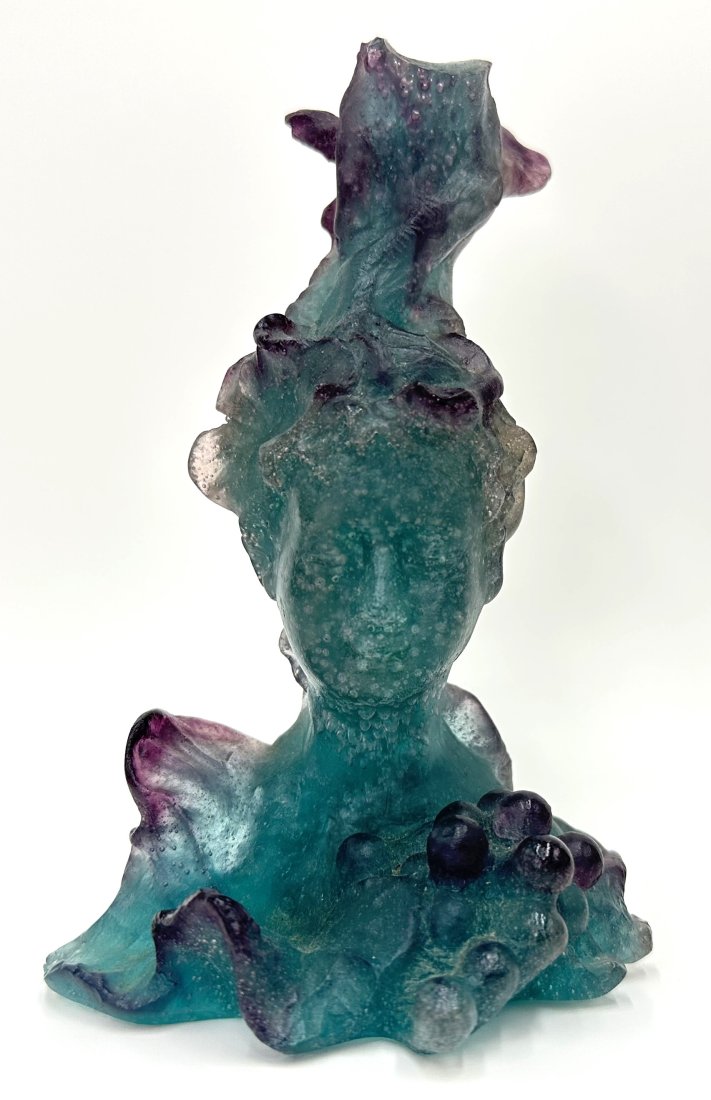 Daum glass lost wax sculpture, damaged: Daum glass lost wax sculpture, damaged Approximate Dimensions: 6.25 inches H by 4.5 inches W Large chips to top and bottom
