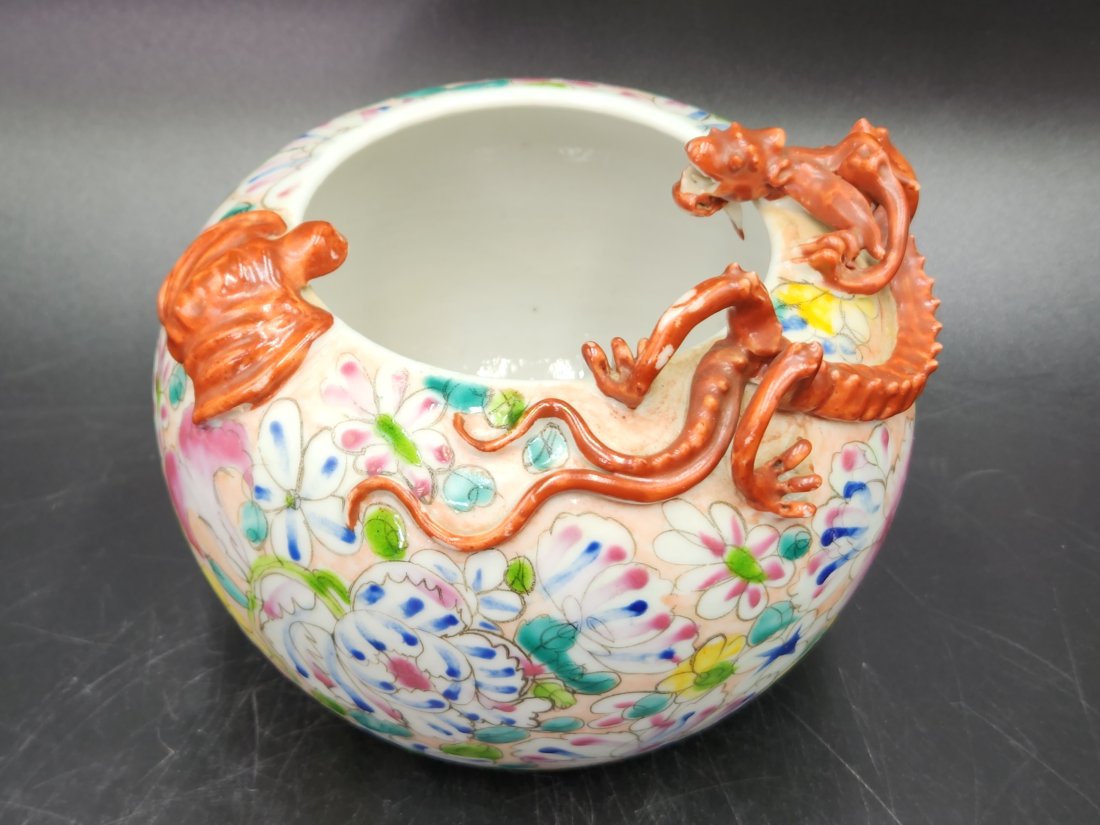 Chinese porcelain bowl, dragon and bat, 6 char mark: Chinese porcelain bowl, dragon and bat, 6 char mark Approximate Dimensions: 4.25 inches H by 5 inches Diameter Minor losses to paint, one age crack on inside bottom not visible from outside