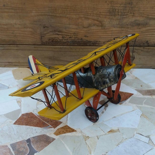 VINTAGE WWI AIRPLANE ANTIQUE COLLECTIBLE (1 of 4)