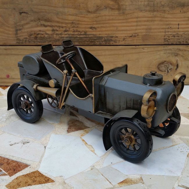 VINTAGE 1910S ANTIQUE CAR COLLECTIBLE (1 of 5)