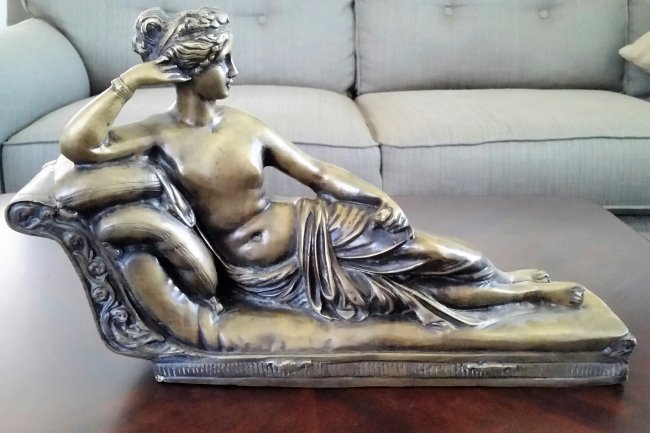 Venus Victrix After Canova G.Ruggeri Bronze Women 20th: Bronze figure of woman, nude from waist up, reclining on a divan, holding an apple in her left hand, leaning her head on her right hand, Maria Paolina Borghese as Venus Victrix, 1805-1807, After Anton