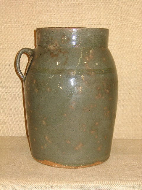 Stoneware. Churn. Southern. possibly Mississippi.: Stoneware. Churn. Southern. Possibly Mississippi. Has top and dasher. 12 x 8.5