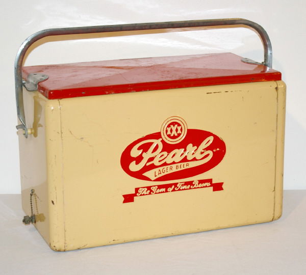 175 Vintage Pearl Beer Ice Chest