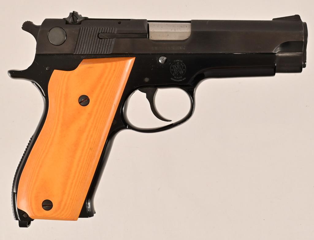 Texas Ranger Tommy Ratliff's S&W Model 39-2 9MM: * Duty carried by Texas Ranger Ratliff