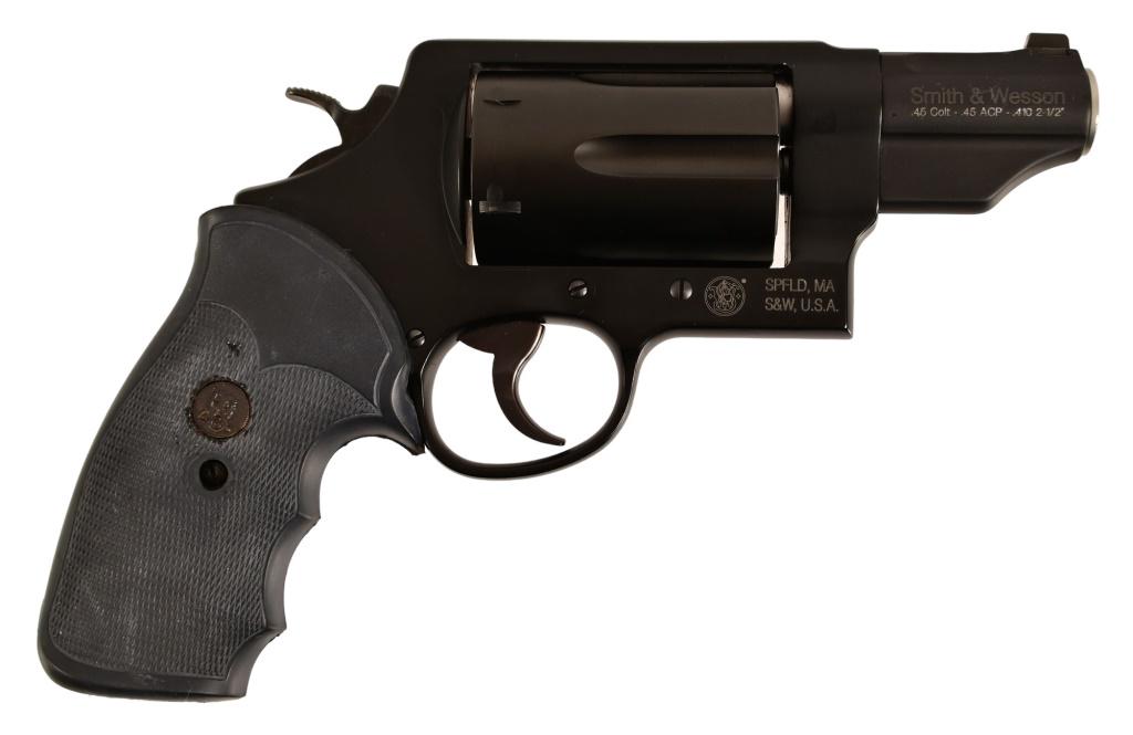 S&W Governor .410 / .45 Revolver: S/N CST3555 .45 Colt-.45 ACP-.410 2 1/2" Black satin finish, 2.75" barrel, Pachmayr "Gripper"